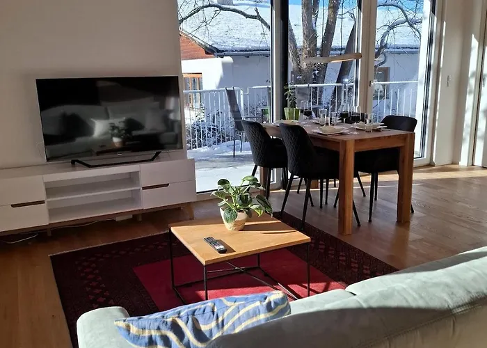 Cute House With Terrace And Garden 因斯布鲁克