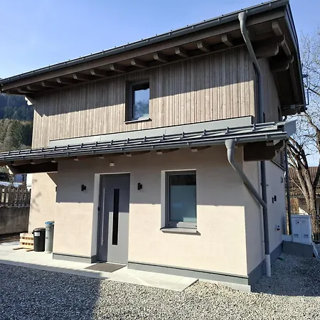 Cute House With Terrace And Garden Holiday home